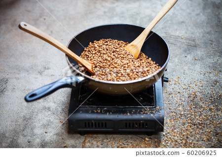 Traditional roasting coffee at home,  freshly 60206925