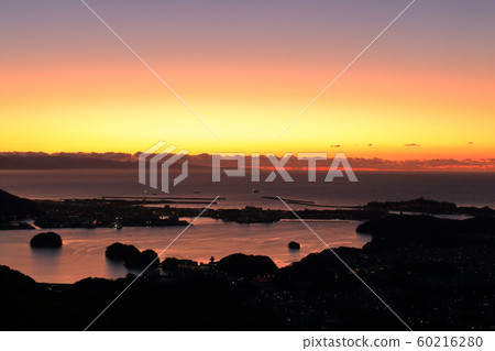 Tosa Bay and Urato Bay (Kochi Prefecture) at dawn 60216280