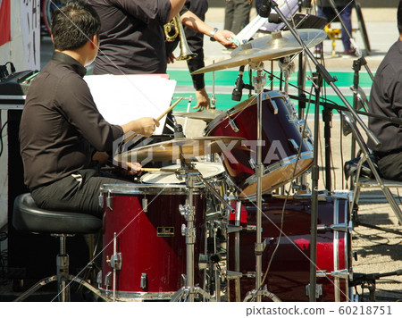 大樂團鼓手 大樂團鼓手 60218751