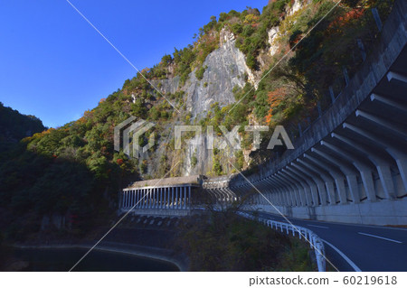 Mie Prefectural Road 81 Nabari Line x Ochiishi Protection Shelf 3 Mie Prefectural Road 81 Nabari Line x Ochiishi Protection Shelf 3 60219618