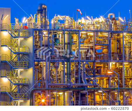Detail of a Chemical plant vertical 60222870