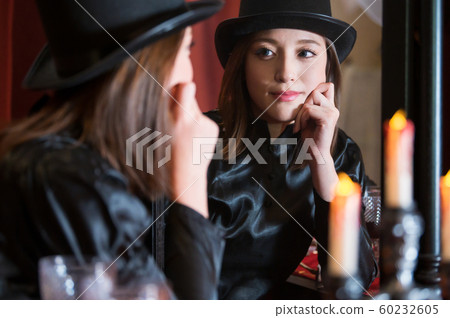 Halloween costume home party 60232605