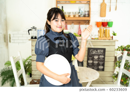 咖啡館的女服務員 咖啡館的女服務員 60233609