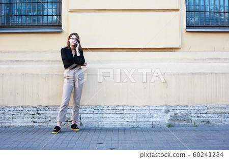 Girl In City Girl In City 60241284