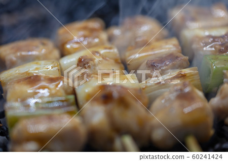 Yakitori_Charcoal grill (charcoal grill, grilled grill, seven wheels, one person, home drinking, barbecue, BBQ Yakitori_Charcoal grill (charcoal grill, grilled grill, seven wheels, one person, home drinking, barbecue, BBQ 60241424
