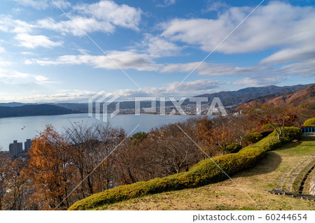 Lake Suwa in autumn Lake Suwa in autumn 60244654