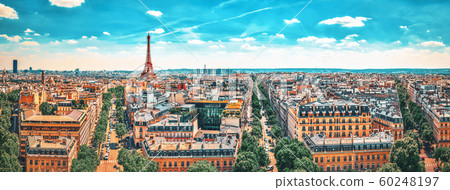Beautiful panoramic view of Paris from the roof of 60248197