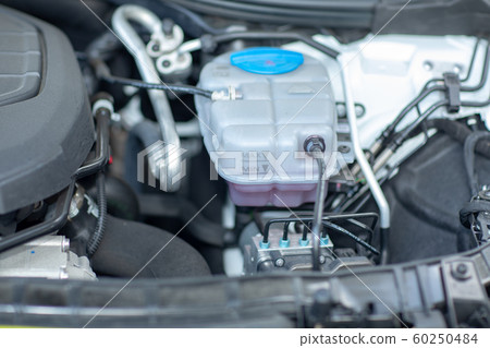 Engine auto parts Engine auto parts 60250484