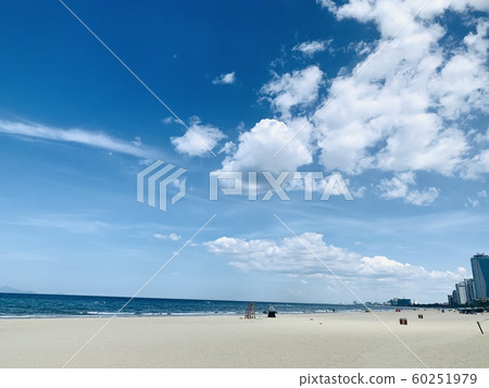 Danang Beach 60251979