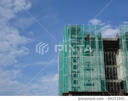 Plastic or nylon netting erected at the external of the under-construction building to prevent construction debris from falling down. Temporary installed. 60253501