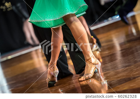 Beautiful womanish and masculine legs in active Beautiful womanish and masculine legs in active 60262328