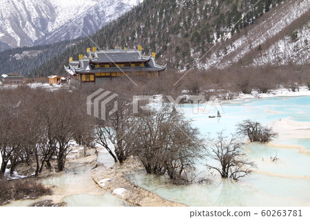 Chinese Jiuzhaigou, Huanglong scenery 60263781