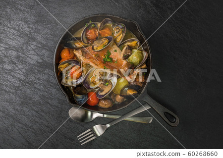 Sea quail and clam seafood aqua pazza 60268660