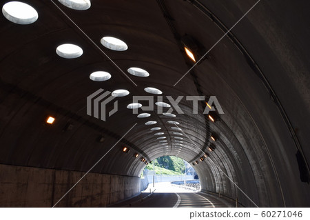 Coastal road shelter Coastal road shelter 60271046