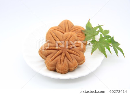 Momiji Manju 60272414