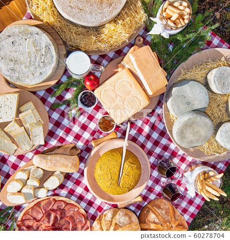 Chopping refreshment with natural products from Chopping refreshment with natural products from 60278704