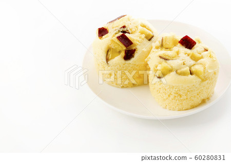 Steamed sweet potato cake Steamed sweet potato cake 60280831