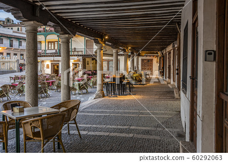 gallery and arcades with restaurants. main square 60292063