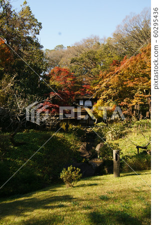 Yokohama Sankei Garden Hearing auction house 60295436