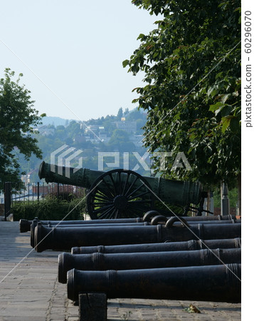 Military History Museum Cannon 60296070