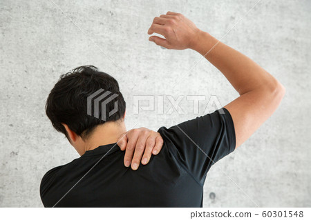 Man wearing sportswear Man wearing sportswear 60301548