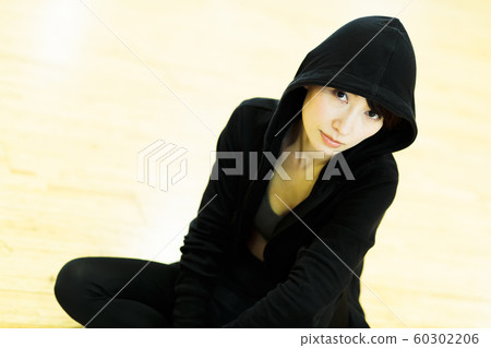 Fitness Sports Gym Training Middle Female Exercise 60302206