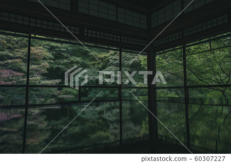 京都，栗子院，寺廟，寺廟，神社和廟宇，亞瀨，比山，Hiyama火車，廣告，照相材料，秋葉，材料，秋天，風景，後背 60307227