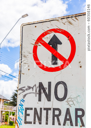 A sign 60308146