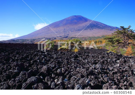 Burning lava flow Burning lava flow 60308548