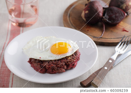 Swedish beef burger Biff a la Lindstrom Swedish beef burger Biff a la Lindstrom 60309239