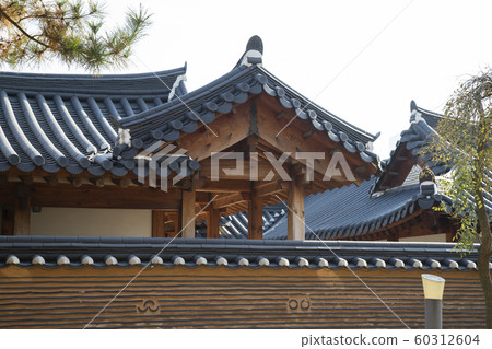 牆內的韓屋 牆內的韓屋 60312604