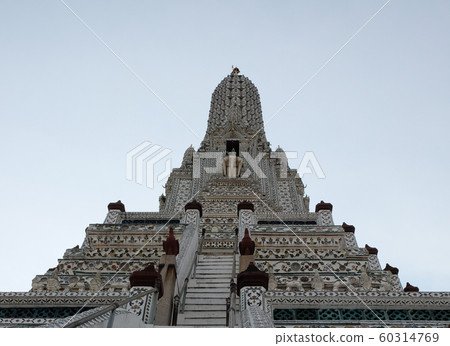 Steps leading to one of the tower of Wat Arun Steps leading to one of the tower of Wat Arun 60314769