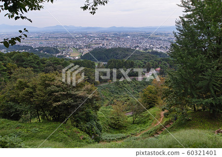 新潟/春日山城遺址中間景色（春日山城遺址） 60321401