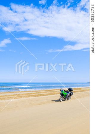 Senrihama Nagisa Driveway (Summer) 60322758