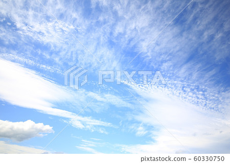 烏云密布的天空 烏云密布的天空 60330750