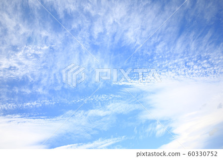 烏云密布的天空 60330752