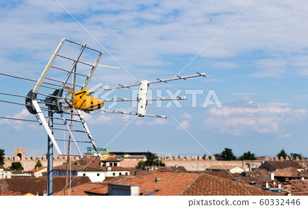 antenna on the roof of the city 60332446