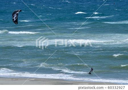Kitesurfing landscape 170603pm12: 50-2 60332927