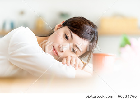 女子 女子 60334760