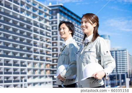 Building worker Building worker 60335158