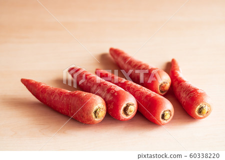 Lycopene carrots Lycopene carrots 60338220