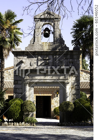 portico in granite portico in granite 60346052