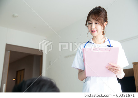 Nurse to interview Nurse to interview 60351671