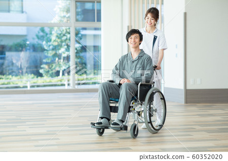 Patient and nurse Patient and nurse 60352020