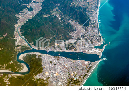 和歌山縣新宮市熊野喜保町熊野川鳥瞰圖 60352224