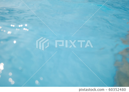 水 水 60352480