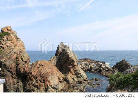 Meotoiwa seen from the Kosode Coast Ama Center Observatory 60363235