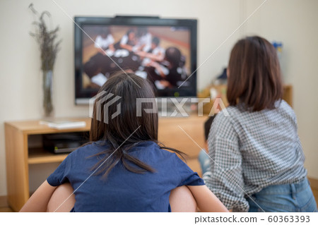 family, viewing, Television watching 60363393