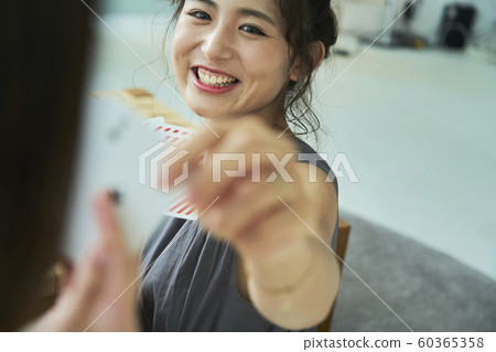 女性生活方式 60365358