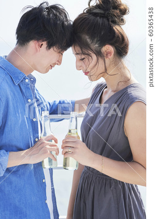 男女情侶緣故 60365438